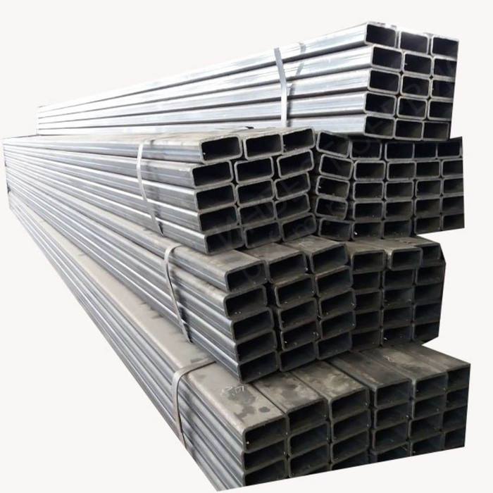 Труба профильная прямоугольная 40х20х3 мм 6 м